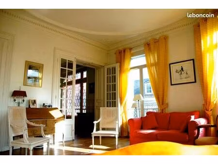 oue orléans centre bel appartement familial t6 de 136m²