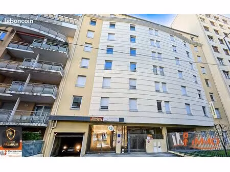 studio 1 pièce 19 m²