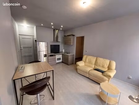 t2 meublé 37 m² – hypercentre – rentabilité 9 5 % – faibles charges