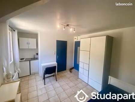 appartement 1 pièce 19 m²