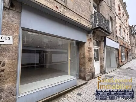 local commercial 52 m² fougères
