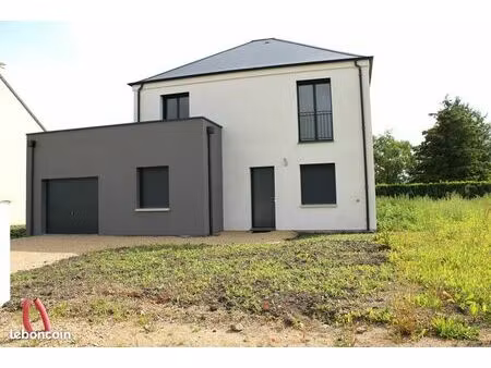 maison recente 4 chambres 20mim d'orleans -1350 cc