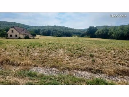 terrain 1 975 m² lanzac