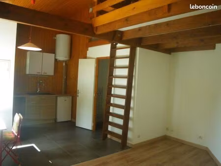 studio 24m2 corenc 490 euros cc