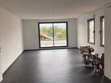 appartement neuf a la location 120m2