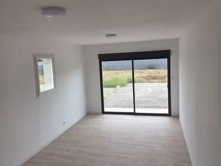 bureaux de 9m² à 20m² et dépôts/entrepôts/box de 30m² à 53m² disponibles en location