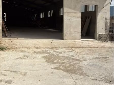à louer – local de stockage de 150 m²