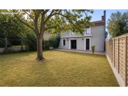 maison 8 pièces 156 m2