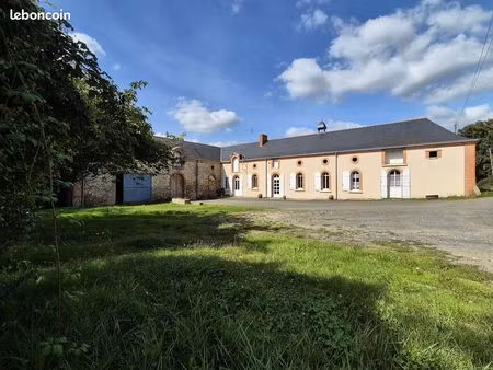 longère 5 pièces 139 m²