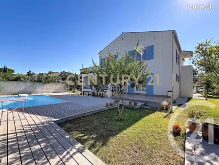 maison 8 pièces 176 m²