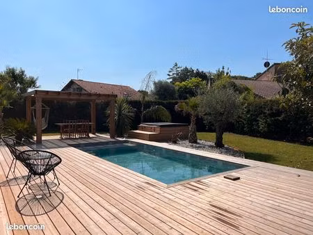 villa contemporaine de plein pied entre lac et océan