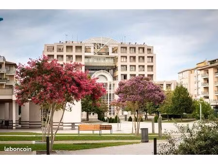 restaurant de restauration rapide sous franchise nationale – ca moyen > 800 k ht – secteur