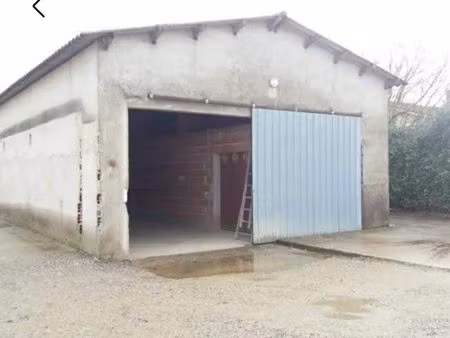 location local 37 m2 + 30 m2 en mezzanine