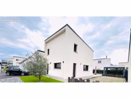 location maison 100m2
