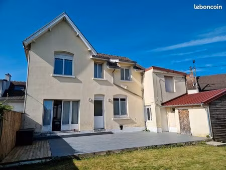 maison individuelle 130m² style 1930