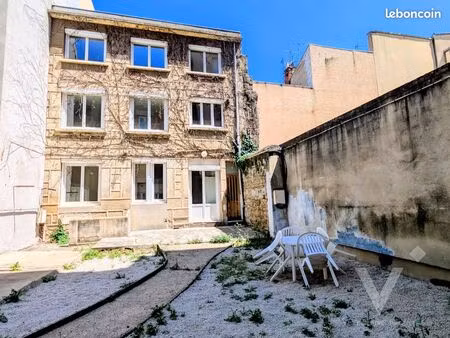 maison de ville 6 pièces 126 m²