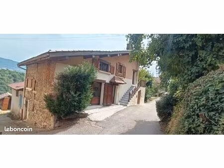 maison de village
