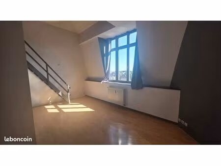studio 1 pièce 35 m²