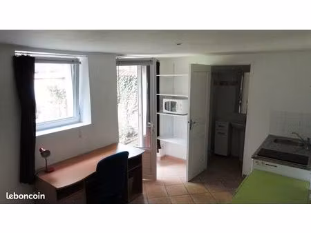 studio étudiant meublé