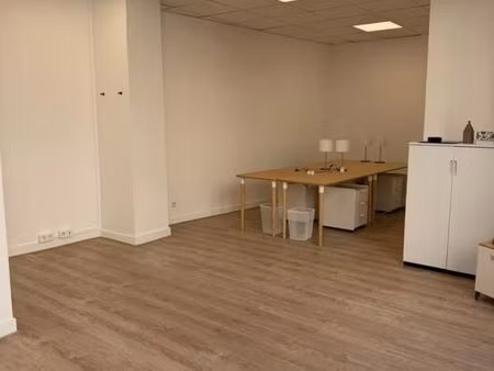 bureaux 38 m²