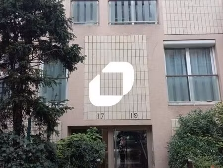 bureau 50 m²