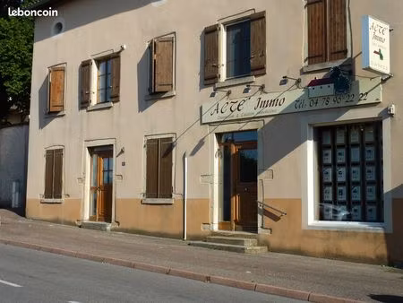 local commercial 50m²