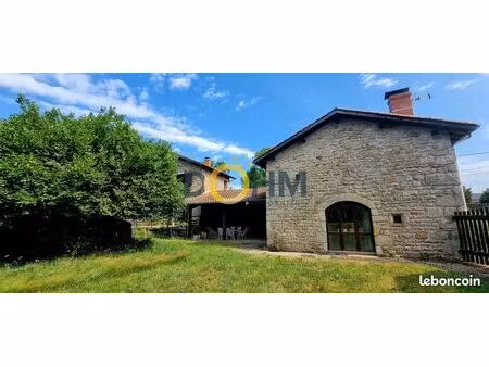 propriété 5 pièces 136 m²