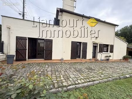 maison 4 pièces 79 m²