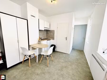 immeuble 6 pièces 101 m²