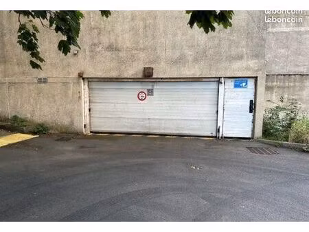 garage à vendre rue fleming résidence seiville