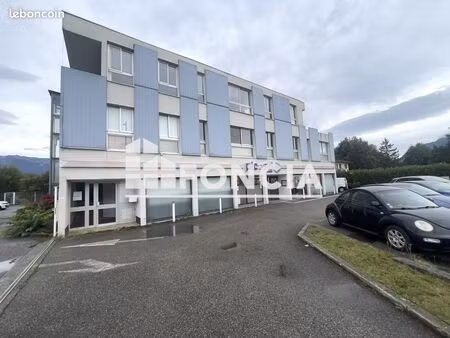 location - bureau - 254 m² - 27 000 /an hc ht - 2 250 /mois