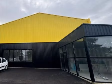 local/dépôt/entrepôt à louer