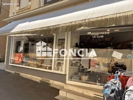 local commercial 155 m²
