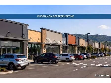 murs commerciaux 370 m² saint-marcellin