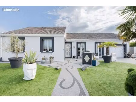 pavillon 6 pièces 173 m²