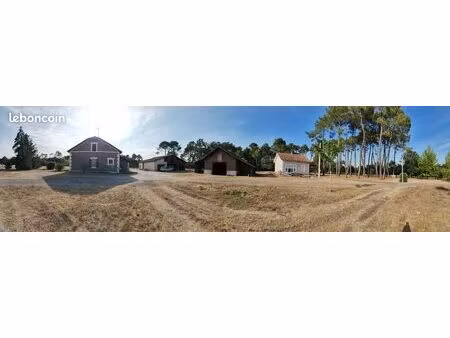 proprieté 54000m2