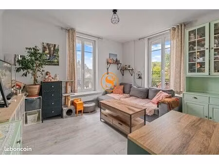 appartement 3 pièces 49 m²