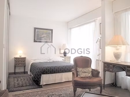 studio meublé avec concierge