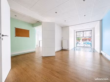 bureaux à louer 186 m²■bail souple