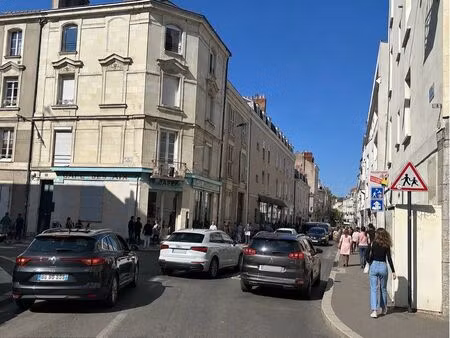 à vendre – droit au bail – local idéal pour restaurant en plein centre-ville d’angers