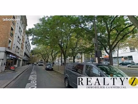 local commercial 115 m²