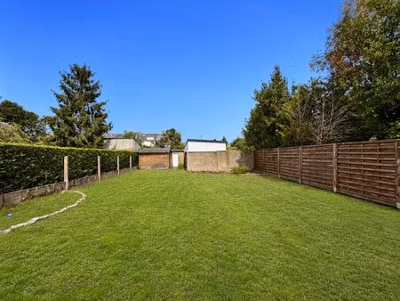 angers – maison familiale de 170 m²  cinq chambres  garage et grand jardin sans vis-à-vis