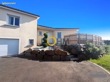 maison 5 pièces 174 m²
