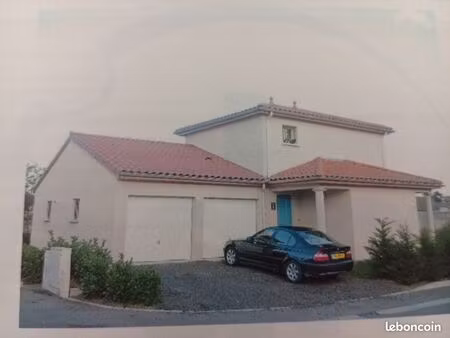vends maison récente