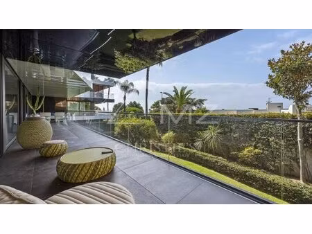 appartement contemporain dans une résidence récente de la californie