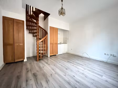 duplex 39m hypercentre - metz rue des clercs
