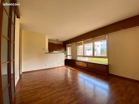 appartement 1 pièce 33 m²