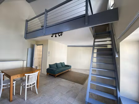fontainebleau centre - studio meublé avec mezzanine