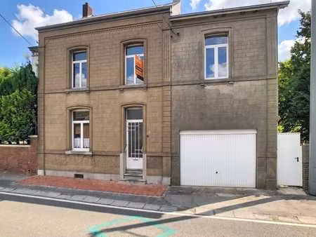 maison 4 facades 4 chambres avec garage