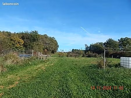 loue emplacement sur terrain